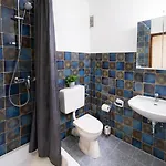 10 Min Koeln - Premium - Wlan & Parking *