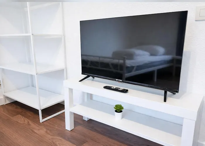 10 Min Koeln - Premium - Wlan & Parking